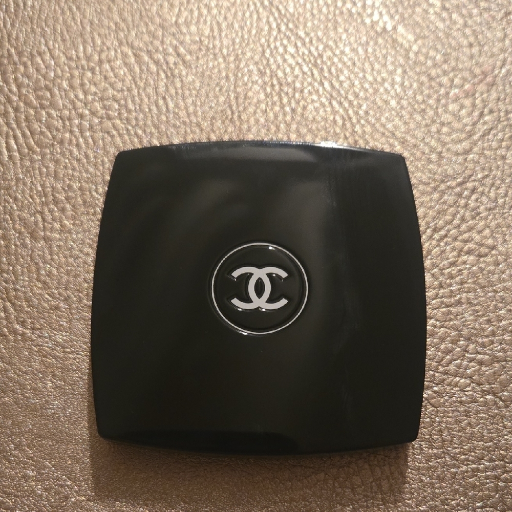 CHANEL Glossy Black Compact with Logo